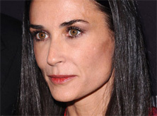 Demi Moore cen en buena compaa