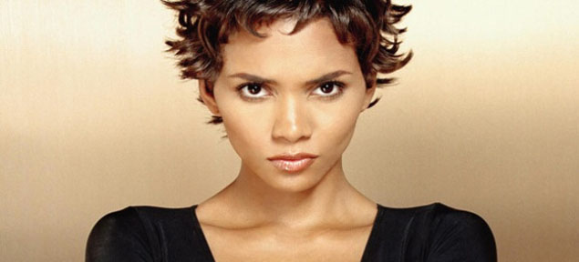 Dos hombres y un escndalo por Halle Berry