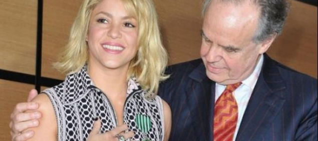 Homenajean a Shakira por su trabajo