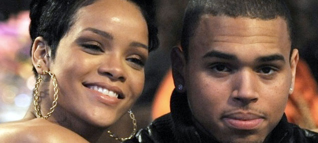 Rihanna vuelve con su controversial ex pareja