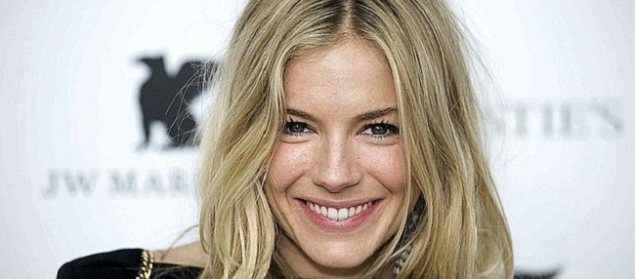 Sienna Miller fue mam