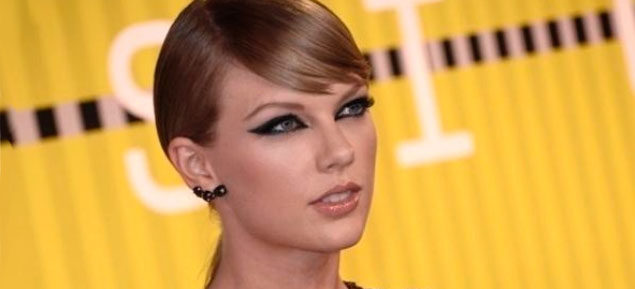 Taylor Swift demandada por 42 millones de dlares