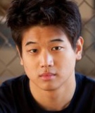 Ki Hong Lee